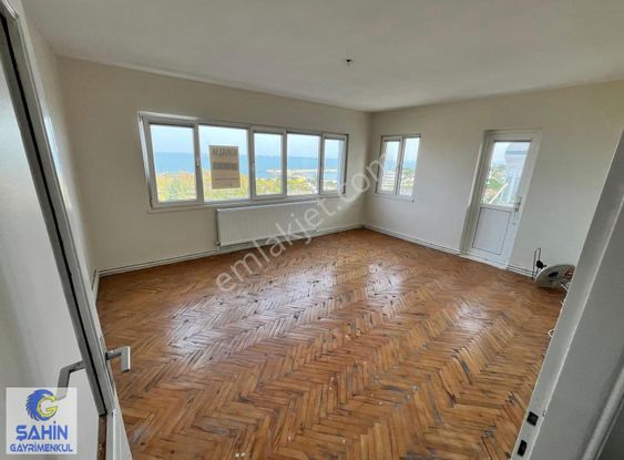 Full Deniz Manzaralı, Tramvaya Cephe 3+1 Kiralık