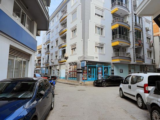 Kurumsal Kiracılı Satılık 7 Ayrı Bölümden Oluşan Mağaza