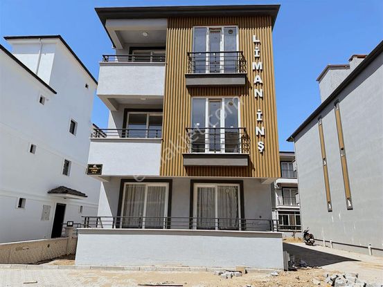 2+1 İskanlı Müstakil Tadında Ferah Açık Mutfak Daire