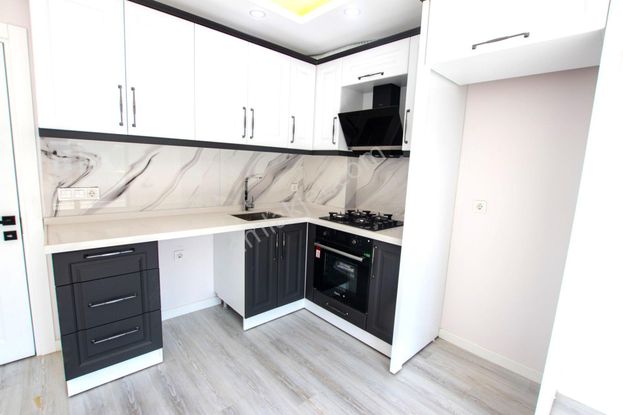 𝄞melodi'den Akçay'da Kapalı Otoparklı Doğalgazlı Ferah Cephede Deluxe 1+1 Yeni Daire