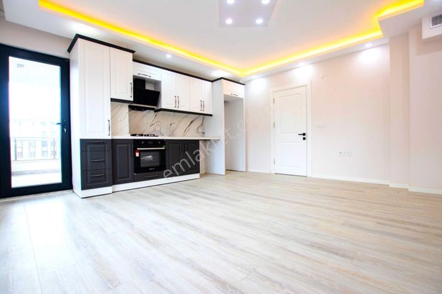 𝄞melodi'den Altınkum'da Sıfır Projede Kapalı Otoparklı Arayanlara Özel Asansörlü Ara Kat 2+1 Daire