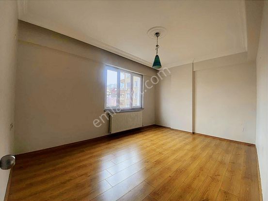 Kristal K2 Pera Dikkaldırım Mahallesinde 3+1 Kiralık Daire