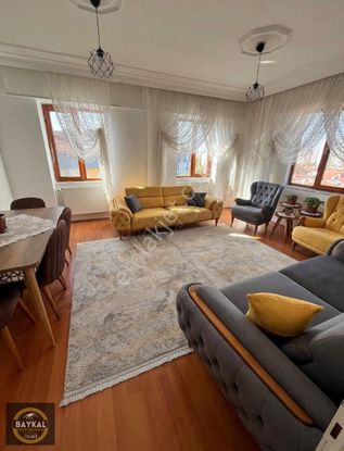 Baykal Gayrimenkul'den Yeni Mahallenin Gözde Binasında Muhteşem