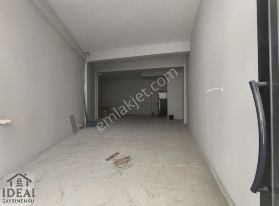 Manisa Yunusemre Barbaros Sifir Köşe 180 M2 Dükkan 5.750.000tl
