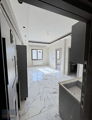 Berat Arpacık Gayrimenkulden Sırrın Jandarmakarşısında Uygun 1+1