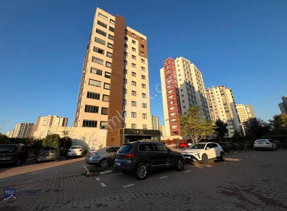 Yakut Mahallesinde Temız, Bakımlı Site İçerisinde Kiralık Daıre