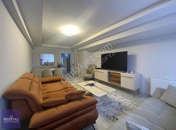 Resital Ayasofya Gayrimenkulden Demirci De Kiralık 2+1 Daire
