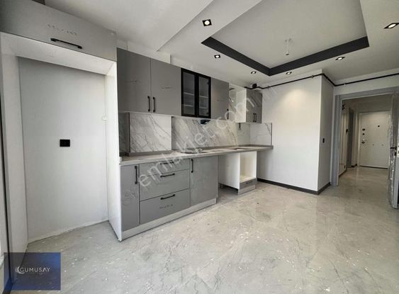 Çamlıca Mahallesi Behçet Necatigil Yakını Satılık 2+0 Daire