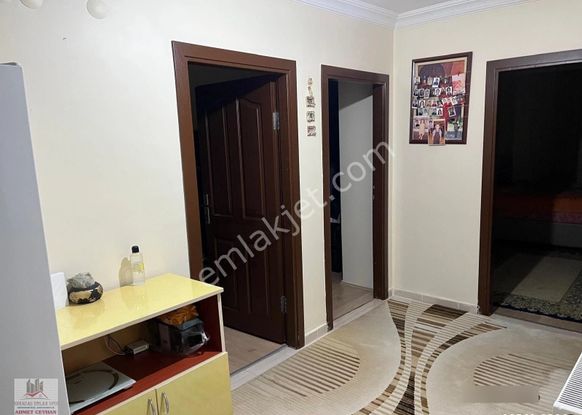 Arkadaş Emlaktan Mahsuni Şerif Parkı Civarında 4.kat 3+1 Satılık Daire 3.750.000 Tl