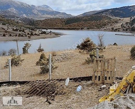 Konya Derebucak Gençek Gölüne Sıfır Araziler