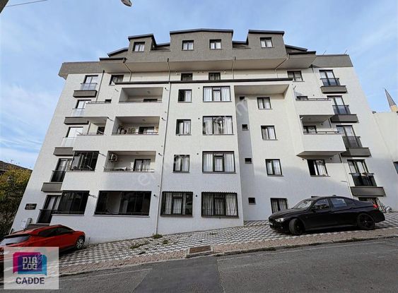 Çayırova' Da Modern Yapı Şık Tasarım 2+1 Ara Kat Satılık Daire