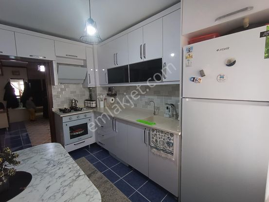 Sincan Malazgirt Mahallesinde Satılık 5+2 Tek Tapu Çift Kalabalık Aileler İçin Kupon Daire