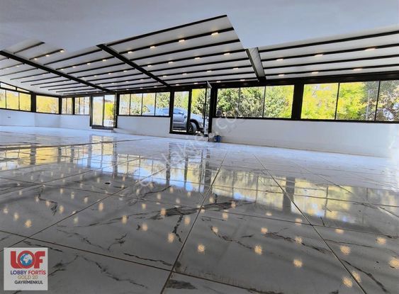 Lobby Fortisten Asmalıevlerde 300m2 Takasa Açık Satılık İşyeri