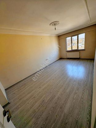 Mehmetoğlu Gayrimenkulden Şeyhsinan Mah.2+1 Kiralık Daire