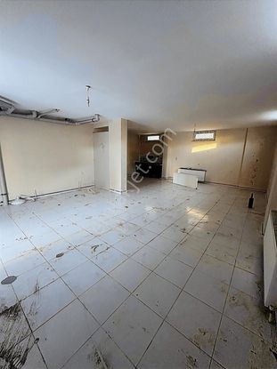 Mehmetoğlu Gayrimenkulden Kiralık 180m2 Depo