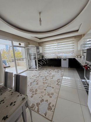 Ataşlar Ataşehir Evleri Satılık 4+1 Daire 210m2