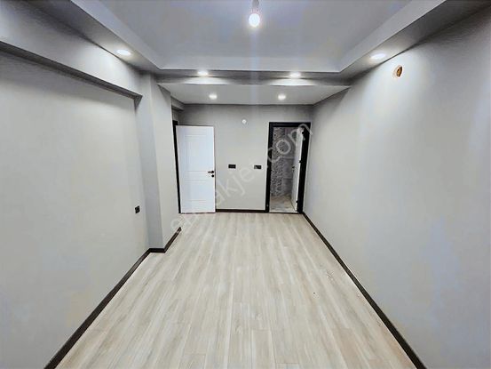 Mehmetoğlu Gayrimenkul Den Çobançeşme Mah. 2+1 Satılık Daire