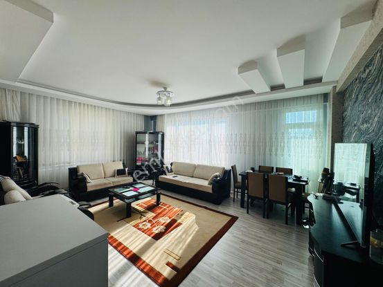 Makro Life Gayrimenkul'den Satılık 4+1 Liks Daire