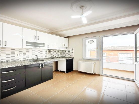 Mehterçeşme Mahallesinde 2+1 Asansörlü Arakat Daire