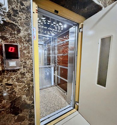 Esenyurt Atatürk Mah.mavzer Sitesinde 2+1 100m2 1.kat 3.150.000