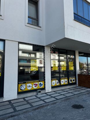 Güneren'den Kosova Mh'de Yola Cephe 80 M2 Boş Kiralık Dükkan