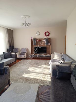 Kosova Mahallesinde Satılık 3+1 Daire