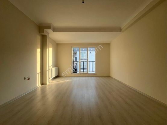 Merkezi Konumda 0 2+1 100 M2 Arakat