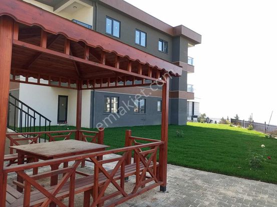 Biensten Gemlik Manastırda 3+1 Deniz Manzaralı Daire