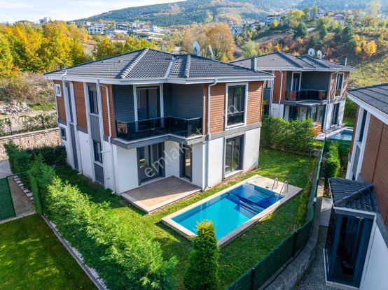 Remax Palastan Yaşantınızı Değiştirecek Kiralık Villa