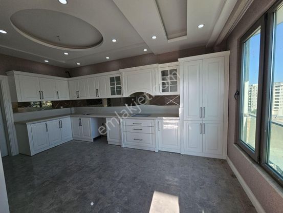 Ulaş Emlaktan Mesire Alanı Girişinde Havalesiz 4+1 Sıfır Daire