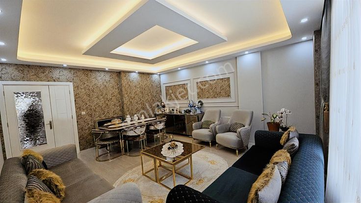 Ulaş Emlaktan Atakentte Cadde Üzeri 3+1 Lüks Daire