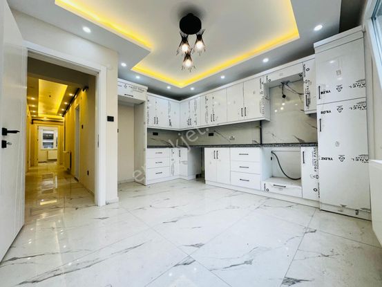 🏡 Göl-san Gayrimenkul’den 🏡 Cumhuriyet Mah. Göz Alıcı 3+1 !!!!!