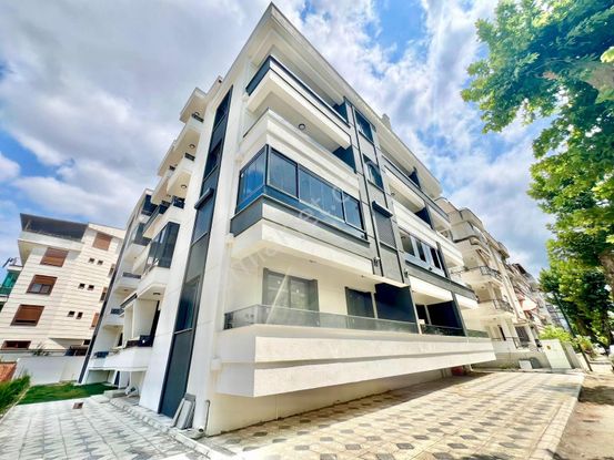 ꧁ay Emlaktan꧂akçay Kordonda Denize 50 M Öncephe Arakat Kazdağları Eteklerinde Satılık 2+1 Lüx Daire