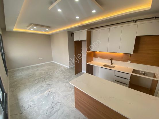 Blue Yatırım'dan Çiftlik Mah. 1+1 Lüks Deniz Manzaralı Daire !!