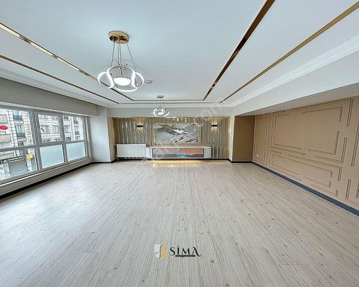 Sima Yapıdan Site İçerisinde Güvenlik, Otoparklı 3+1 135m2 Daire