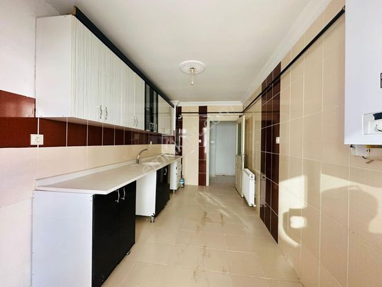 Bostancık Mahallesinde Asansörlü 2.katta 3+1 Kiralık Daire !!