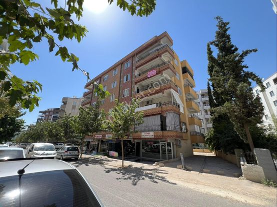 Şenevler De 3+1 190m2 Ara Kat Daire