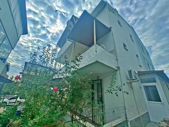 Uytundan Akçay Güre Arası Cemil Temilde Daire Fiyatına 3+1 Villa