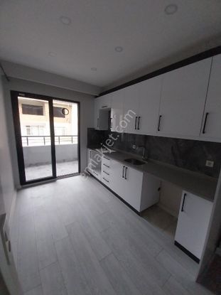 Tekirdağ Süleymanpaşa Gayrimenkulden Satılık Daire Çınarlı Mah 2kat Asansörlü Sıfır İskanli 2+1