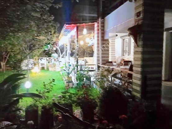 Kuşadası Güzelçamlıda Tripleks Villa