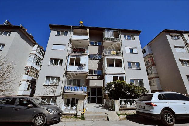 Burdur Ak Emlak'tan - Özemek 4.kısımda 3+1 135m² Daire, Kiracılı