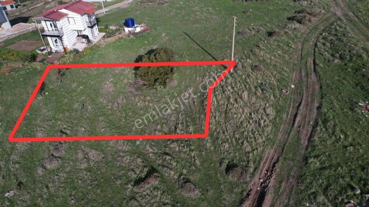 Egenin İncisi Çandarlı Merkezde Deniz Manzaralı Arsa