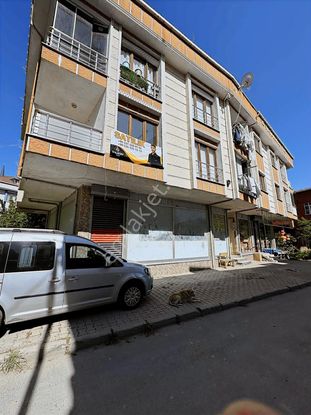 Emlakyap Arnavutköy Haraççıda Satılık 2+1 Geniş Ara Kat Daire