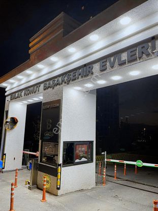 Emlakyap Tan Emlak Konut Başakşehir Evlerinde Satılık 3+1