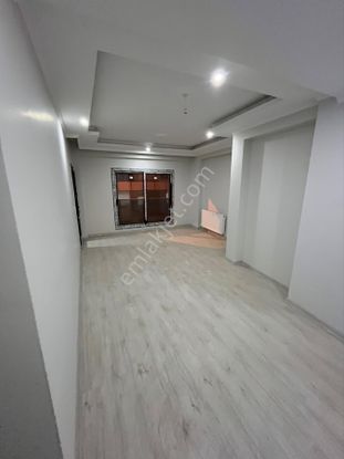 Sahibinden İsmet İnönü’de İzbana İlçe Merkezine Hastaneye Yakın 2+1 Daire