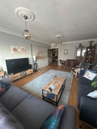 Beylikdüzü / Barış Mahallesi 3+1 Satılık Site İçi Satılık Daire