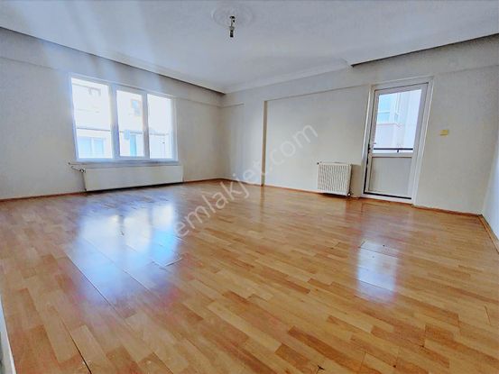 Valentia'dan Anadolu Caddesi Yanı Ara Kat Kiralık 3+1 Daire !!!