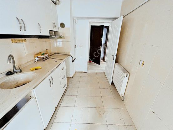 Valentia'dan Cadde Yakını Ara Katta Satılık 3+1 Daire !!!