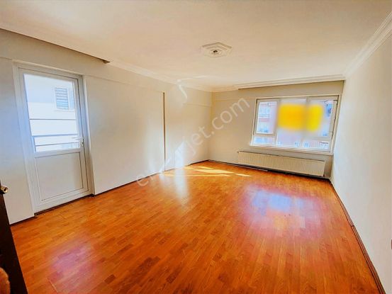 Nato Yolu Cadde Yakını Düzlükte Katta Satılık 3+1 Daire !!!