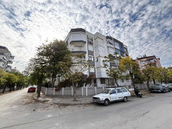 Salihli Kiralık 1+1 Ayrı Mutfak Daire Pazar Pazarı Yanı